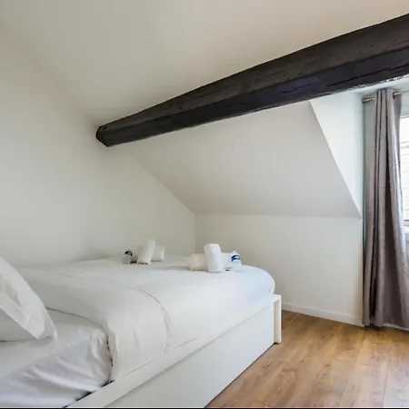 Apartment Grands Boulevards 5d